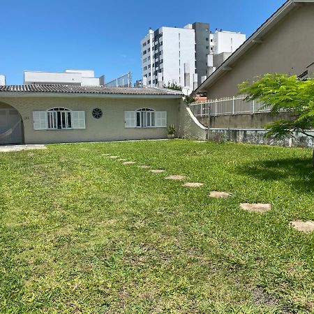 Casa No Centro De Torres E A 800 M Da Praia Grande Extérieur photo