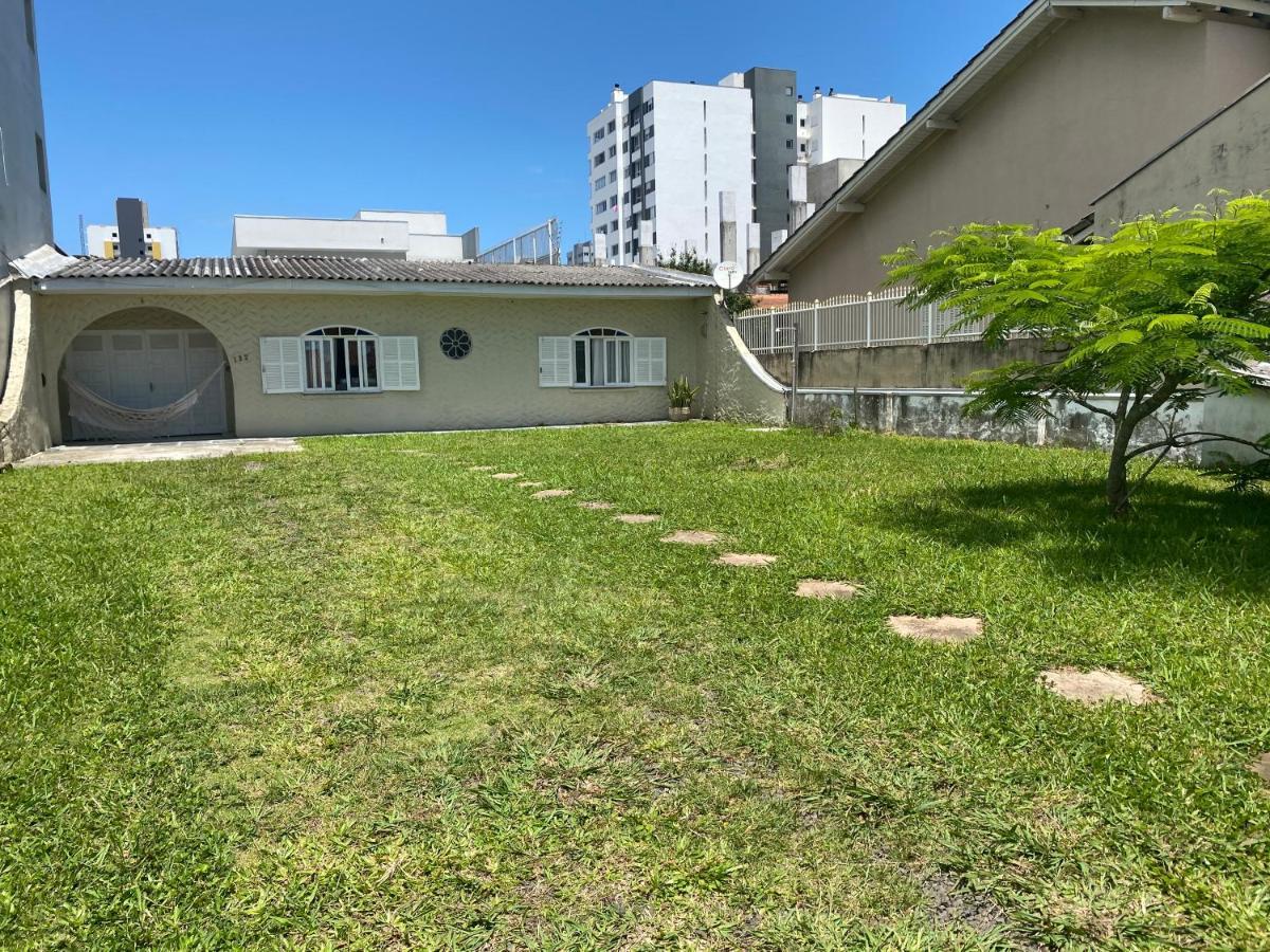Casa No Centro De Torres E A 800 M Da Praia Grande Extérieur photo
