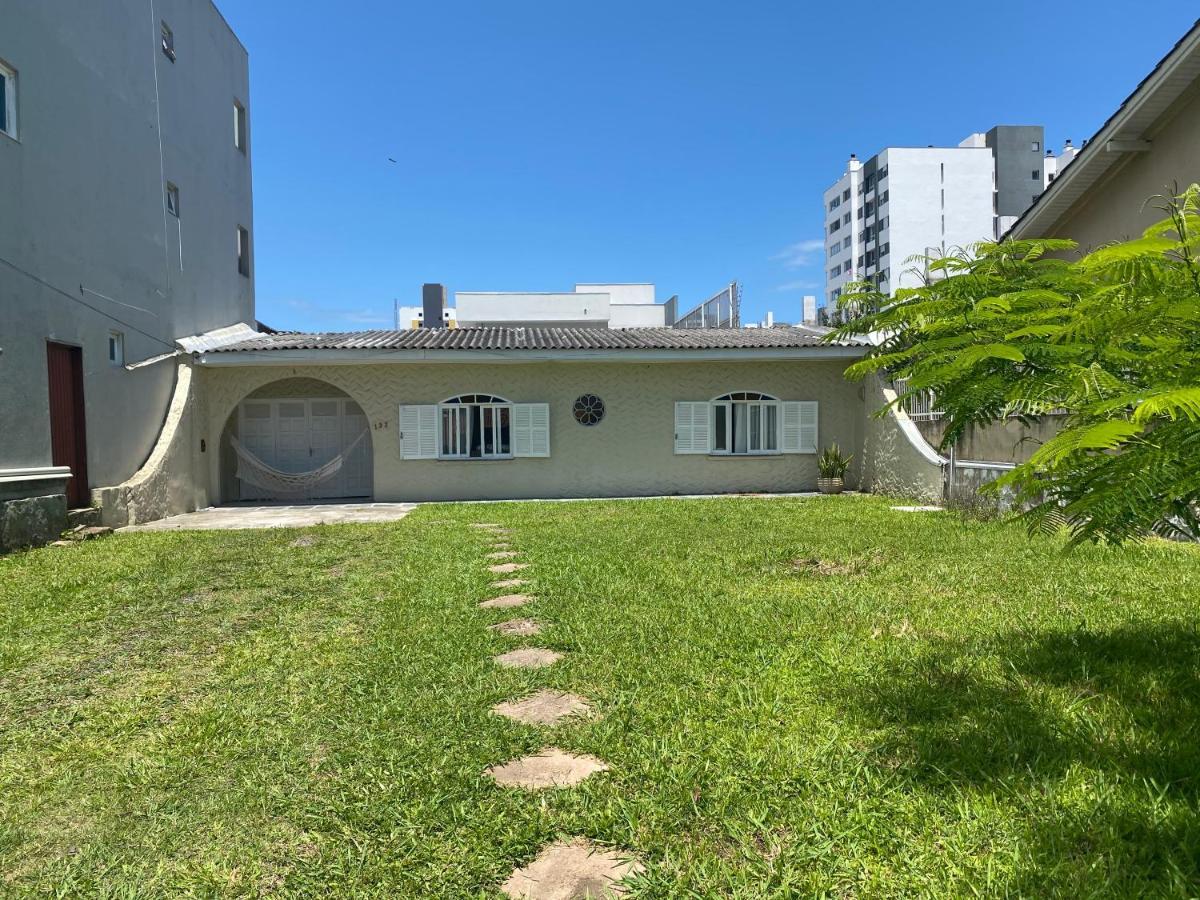 Casa No Centro De Torres E A 800 M Da Praia Grande Extérieur photo