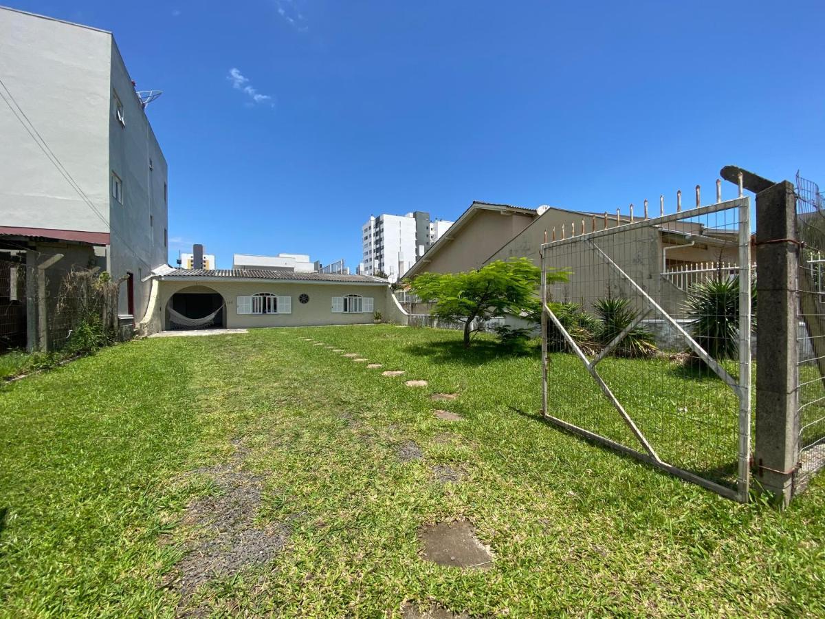 Casa No Centro De Torres E A 800 M Da Praia Grande Extérieur photo